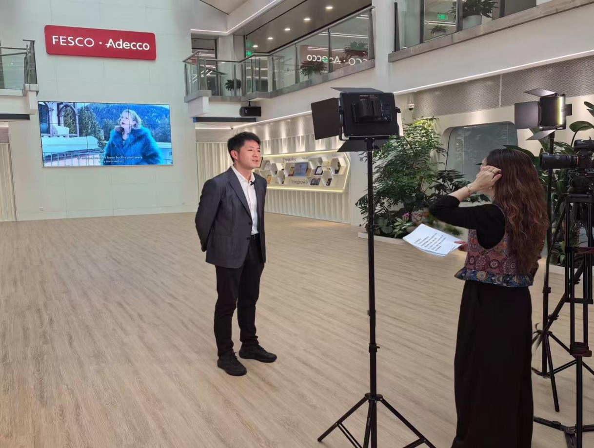 栏目采访记录人力窝团队与企业服务实践